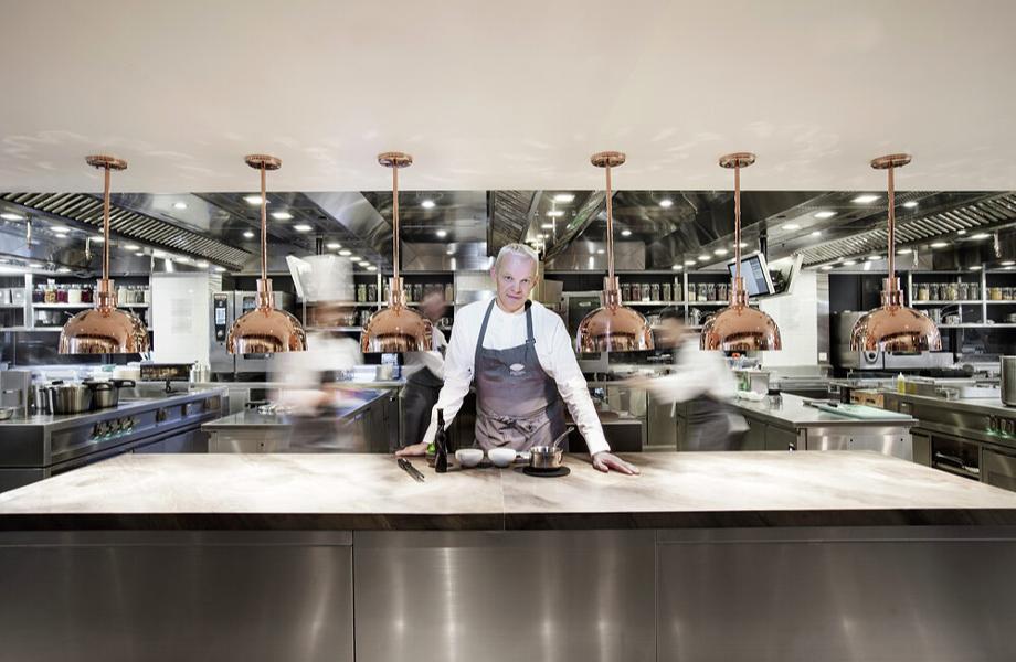 Amber-HongKong-China-03