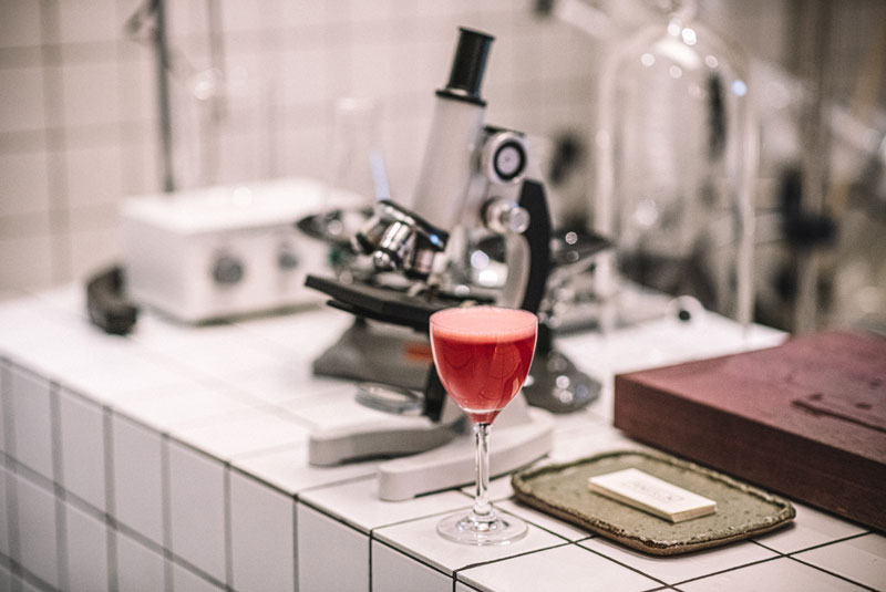 Stories21-PenicillinSust-FarEnd