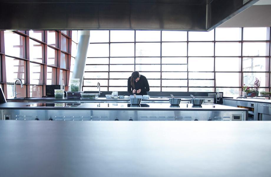 Vespertine-LosAngeles-USA-01