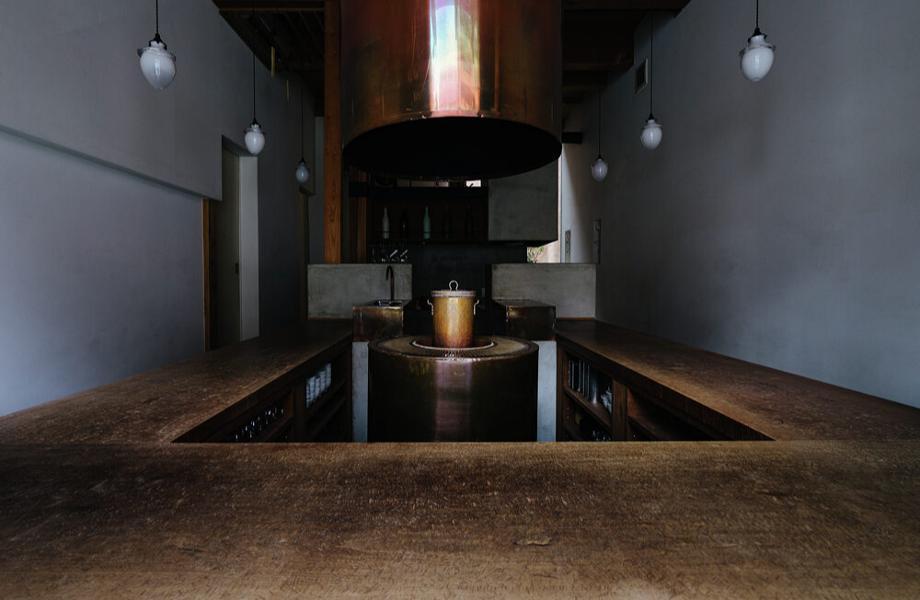 Yorozu-Fukuoka-Japan-02